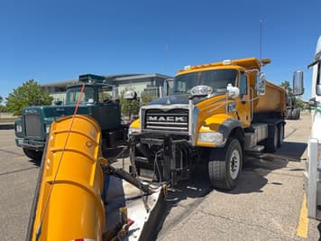 Main image Mack Granite GU713