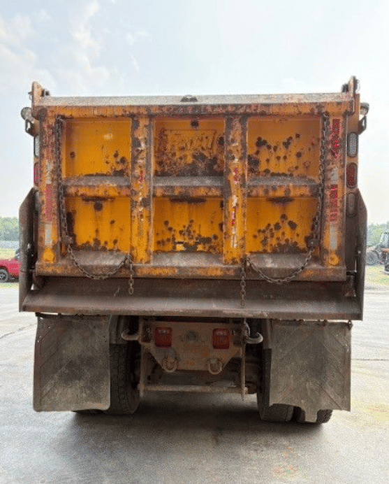 Image of Mack GU713 equipment image 3