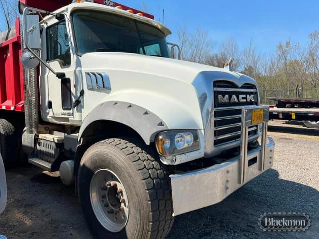 Image of Mack GU713 equipment image 1