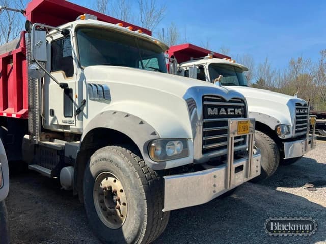 Image of Mack GU713 equipment image 1