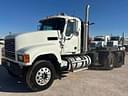 2013 Mack Pinnacle CHU613 Image