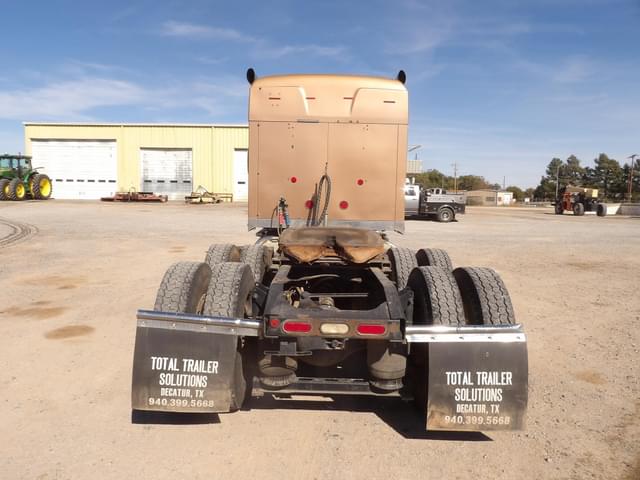 Image of Mack Pinnacle CHU613 equipment image 3