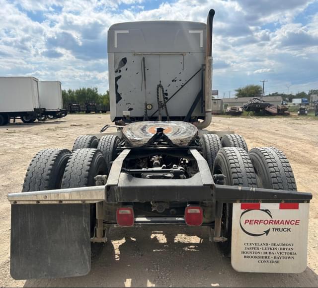 Image of Mack Pinnacle CXU613 equipment image 4