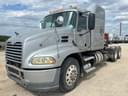 2013 Mack Pinnacle CXU613 Image