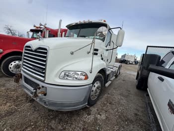 2013 Mack Pinnacle CXU613 Equipment Image0