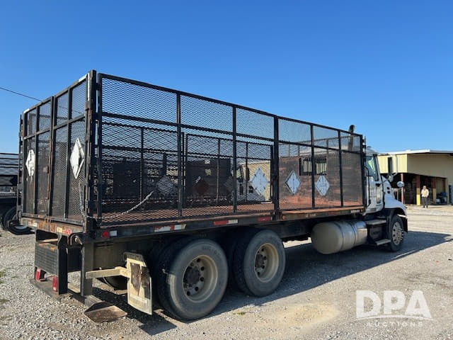 Image of Mack Pinnacle equipment image 2