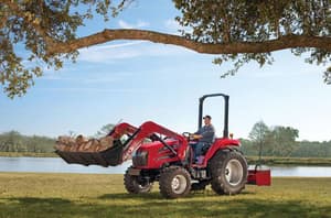 2013 Mahindra 5010 Image