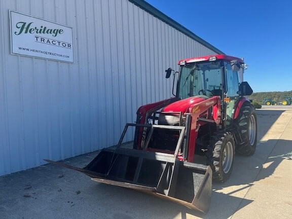 2013 Mahindra 6010 Equipment Image0