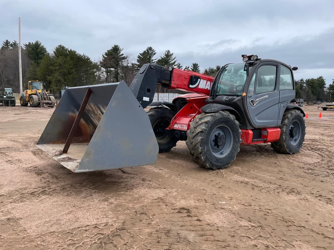 Image of Manitou MLT840 Primary image