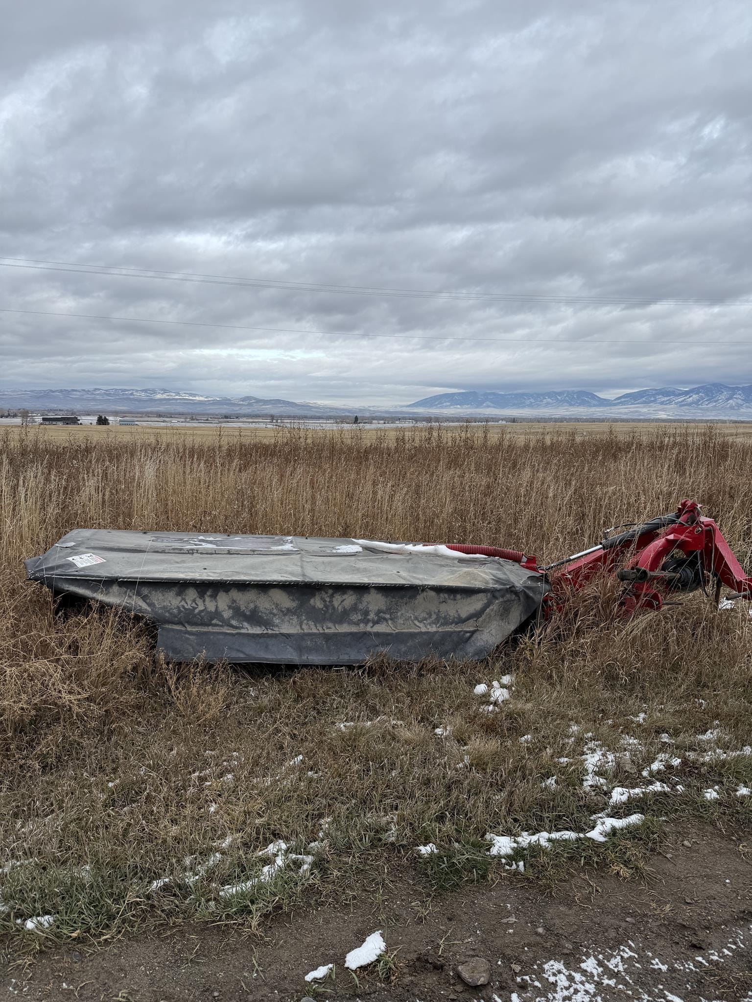 2013 Massey Ferguson 1330 Equipment Image0