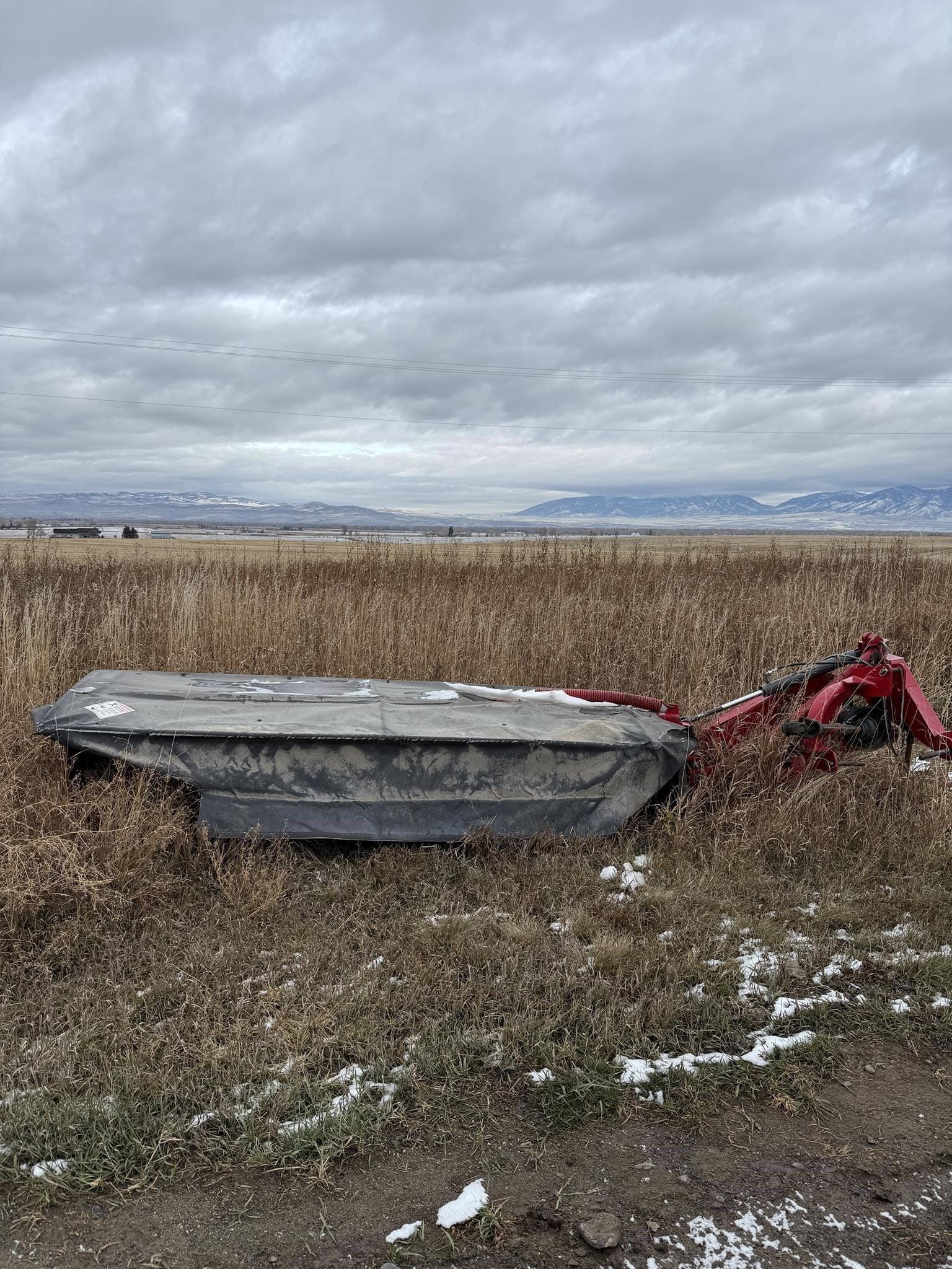 2013 Massey Ferguson 1330 Equipment Image0