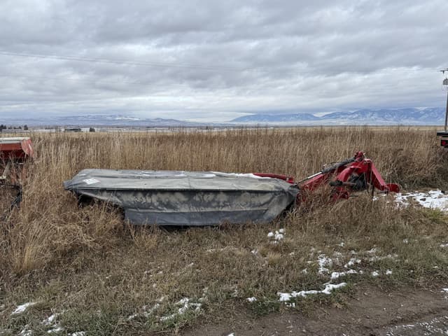 Image of Massey Ferguson 1330 equipment image 1