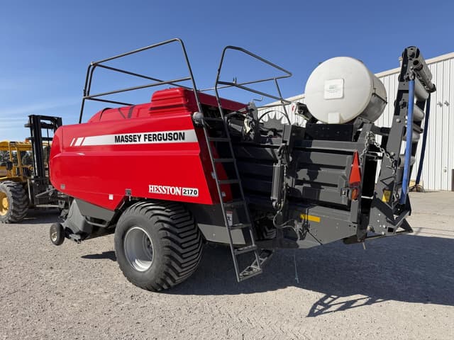 Image of Massey Ferguson 2170 equipment image 2