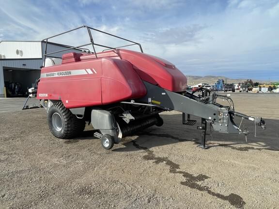 Image of Massey Ferguson 2170 equipment image 2