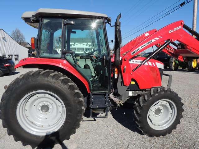 Image of Massey Ferguson 4609 equipment image 3