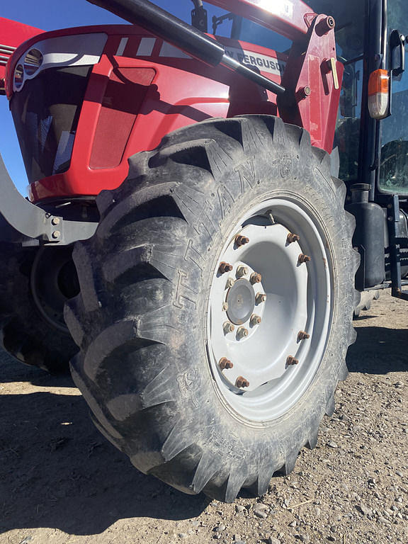 Image of Massey Ferguson 4610 equipment image 1