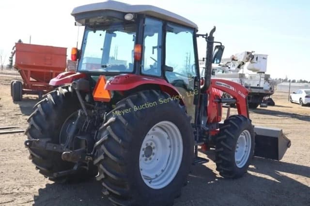 Image of Massey Ferguson 4610 equipment image 4