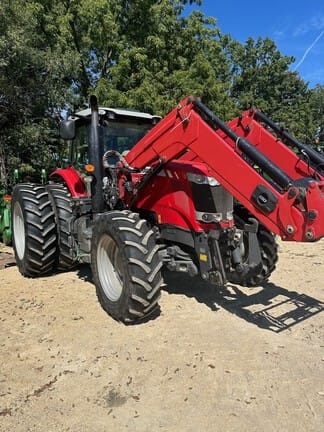 2013 Massey Ferguson 7620 Equipment Image0