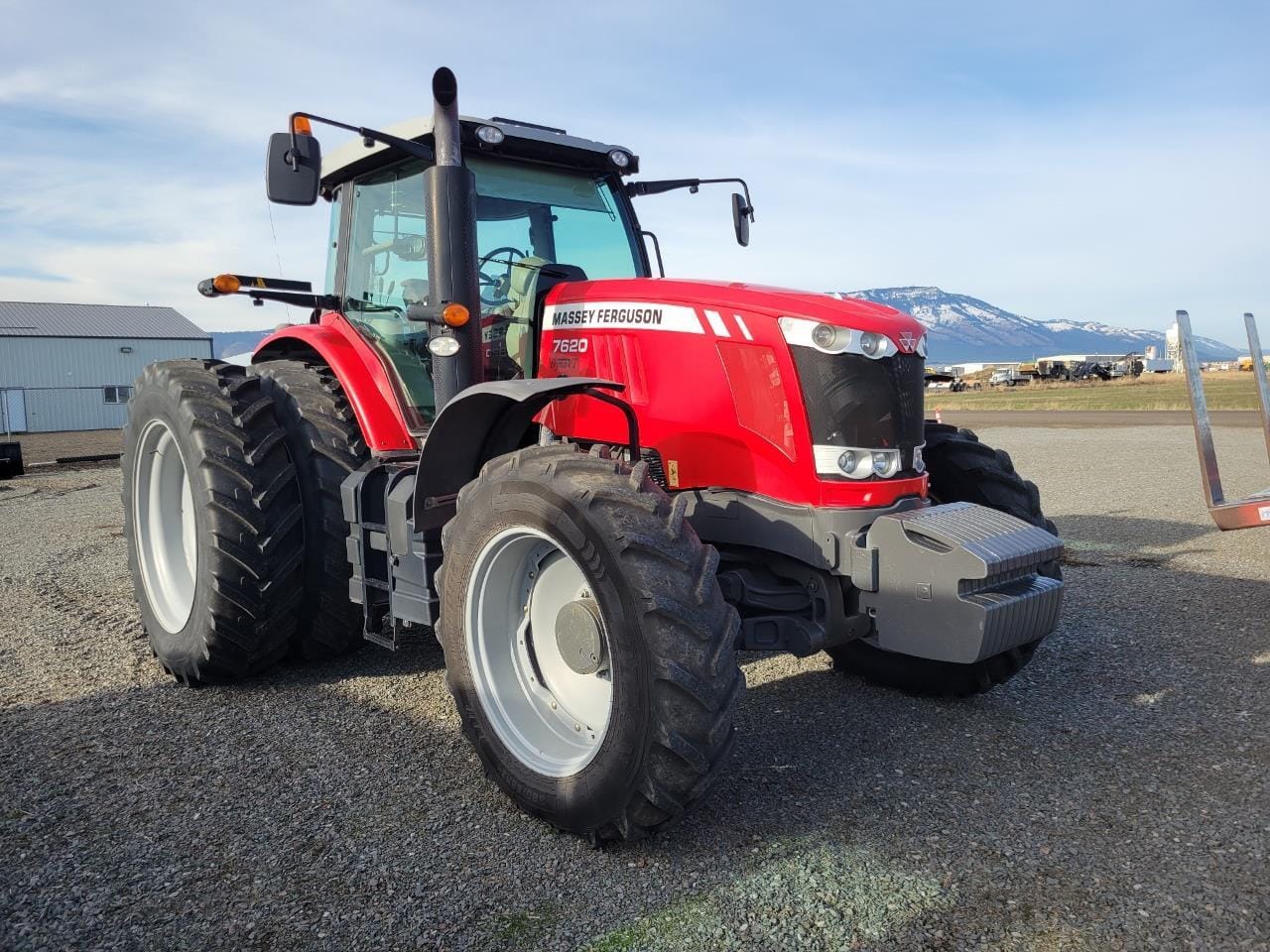 2013 Massey Ferguson 7620 Equipment Image0