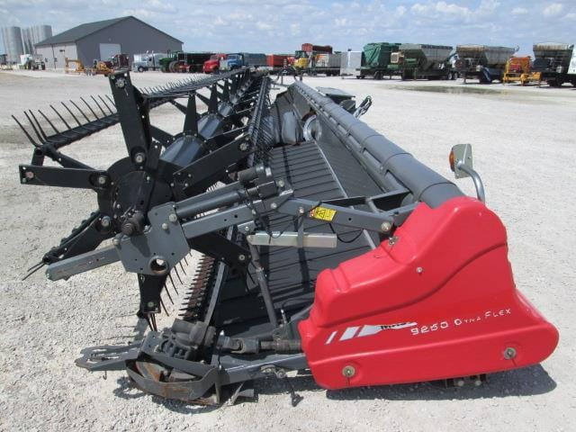 2013 Massey Ferguson 9250 Equipment Image0