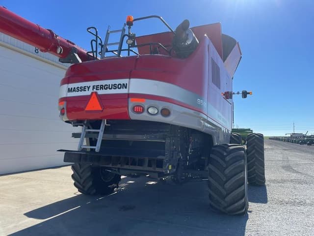 Image of Massey Ferguson 9540 equipment image 3