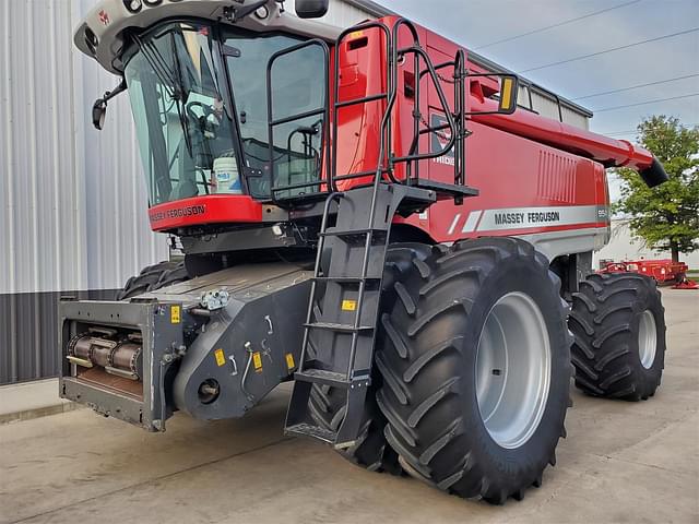 Image of Massey Ferguson 9540 equipment image 4