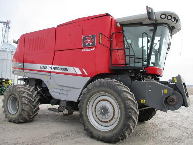 Image of Massey Ferguson 9560 equipment image 1