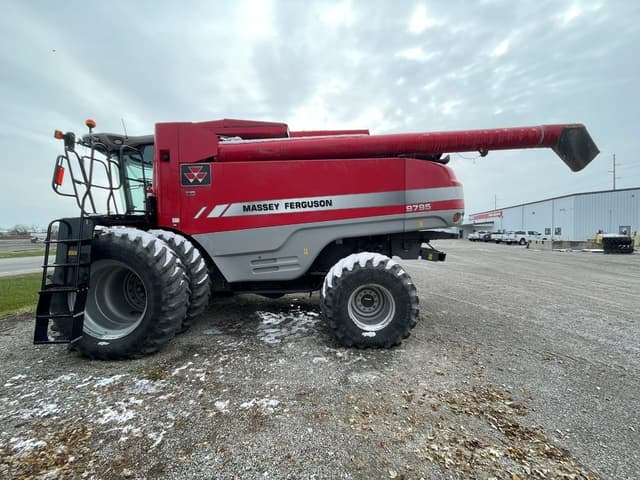 Image of Massey Ferguson 9795 equipment image 1