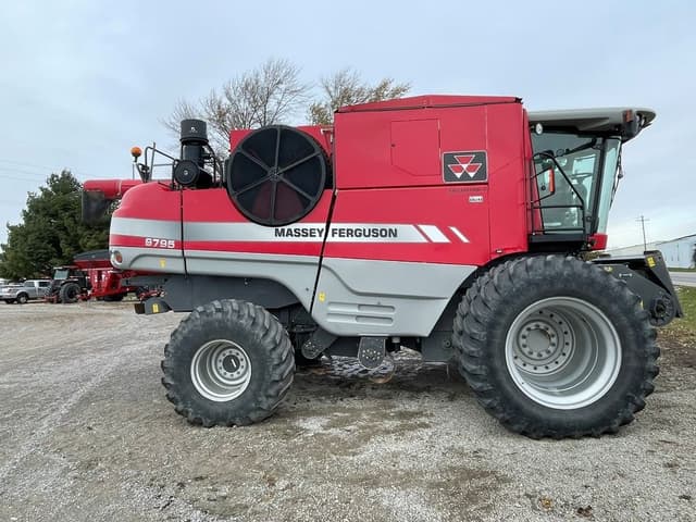 Image of Massey Ferguson 9795 equipment image 4