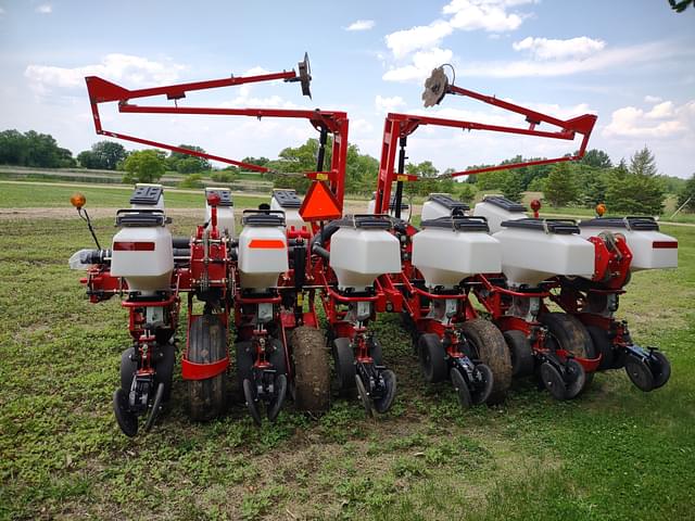 Image of Massey Ferguson 8200 equipment image 3