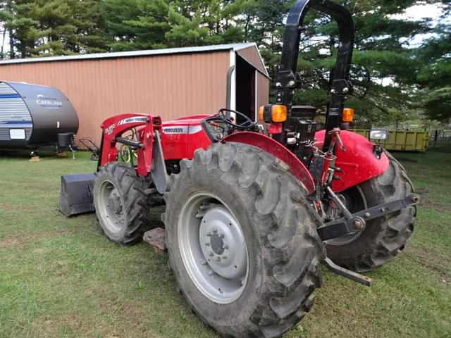 Image of Massey Ferguson 2635 equipment image 1