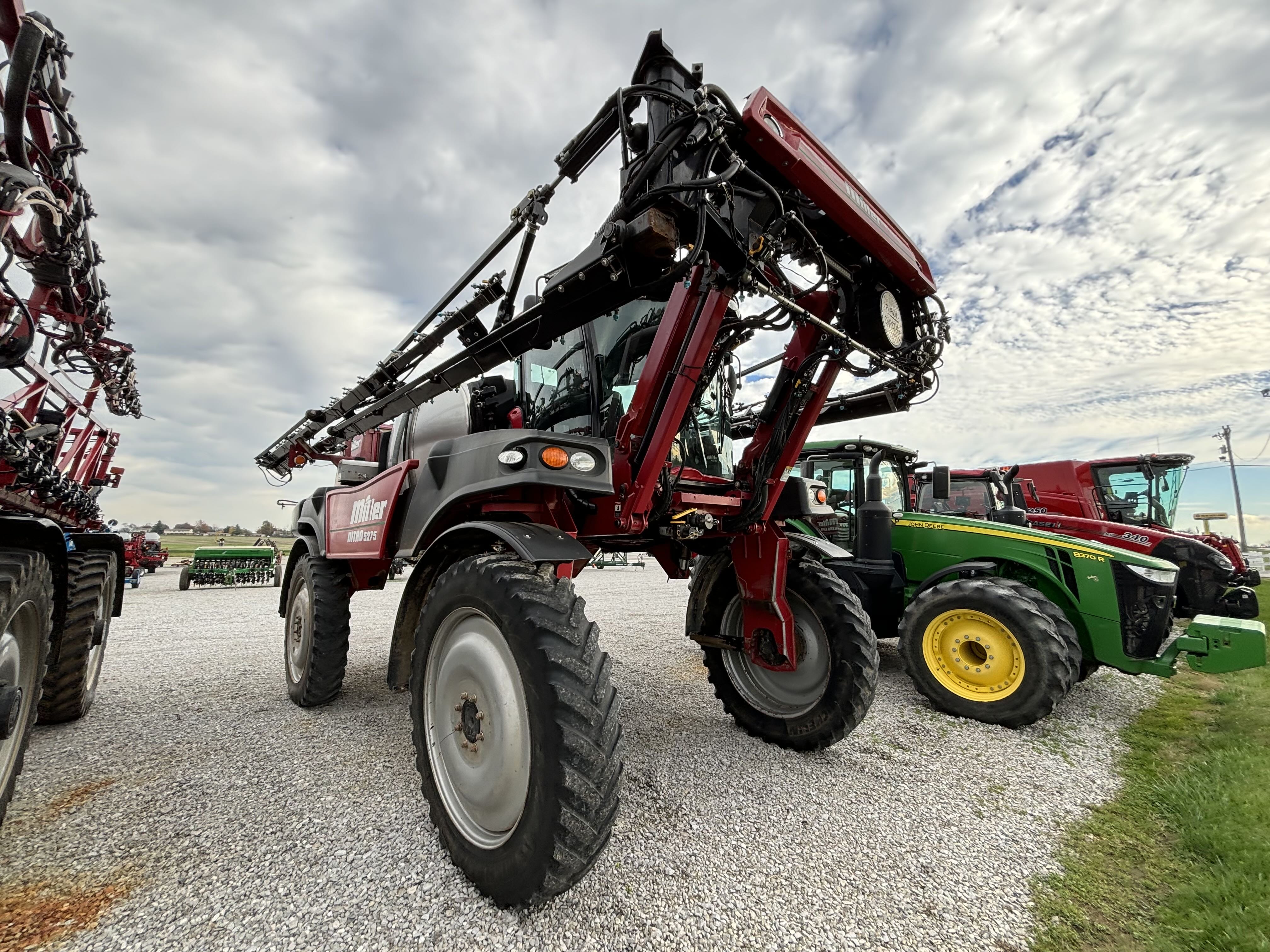 2013 Miller Nitro 5275 Equipment Image0