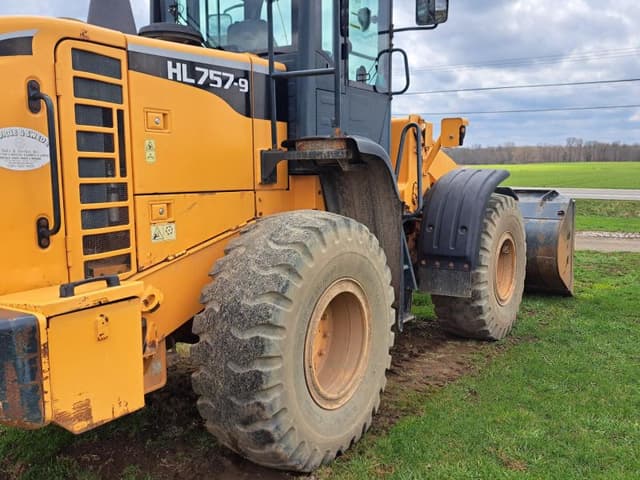 Image of Hyundai HL757-9 equipment image 1