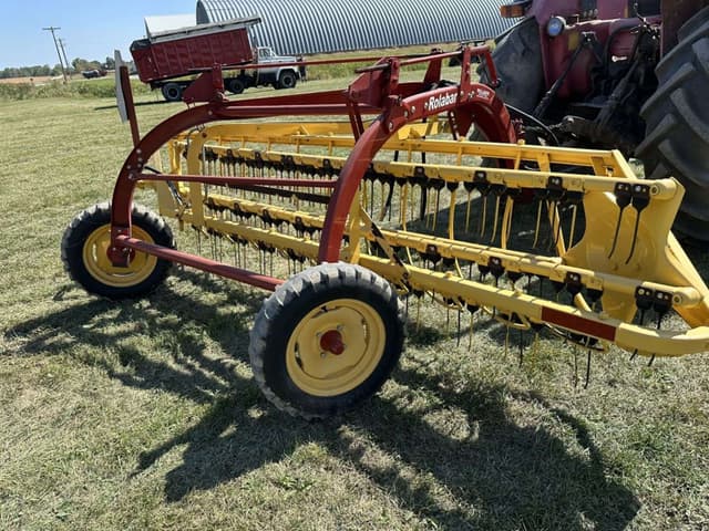 Image of New Holland Rolabar 258 equipment image 3