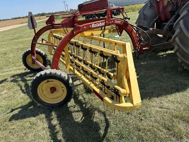 Image of New Holland Rolabar 258 equipment image 4