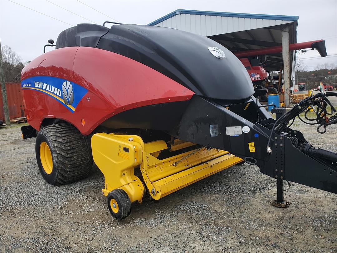 Image of New Holland Big Baler 340 Primary image