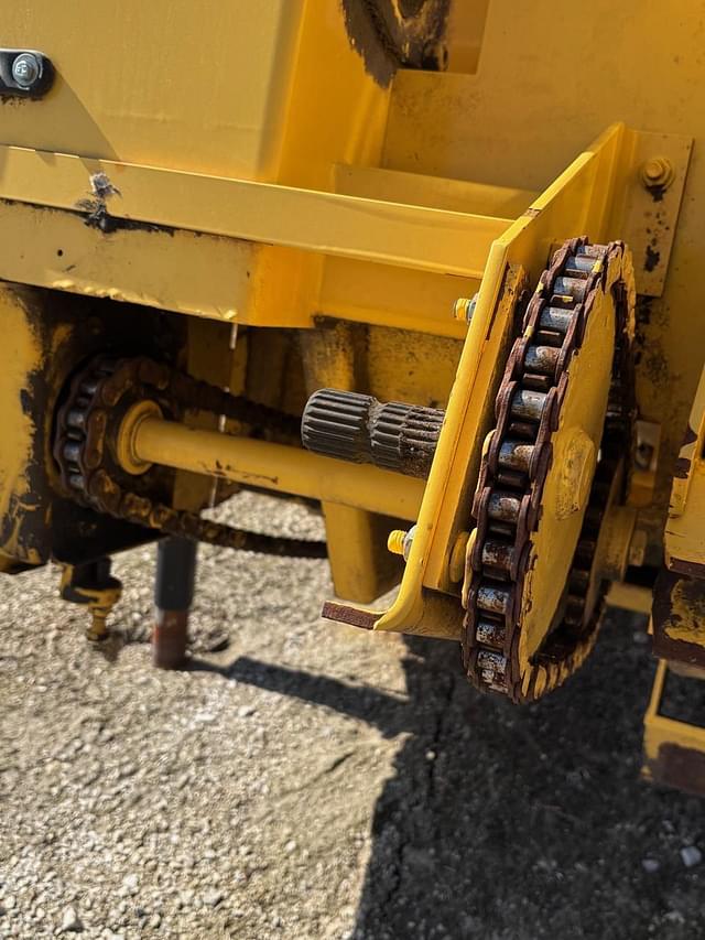 Image of New Holland 3PN equipment image 4