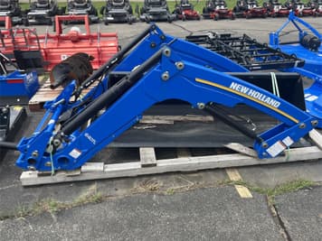 Main image New Holland 640TL