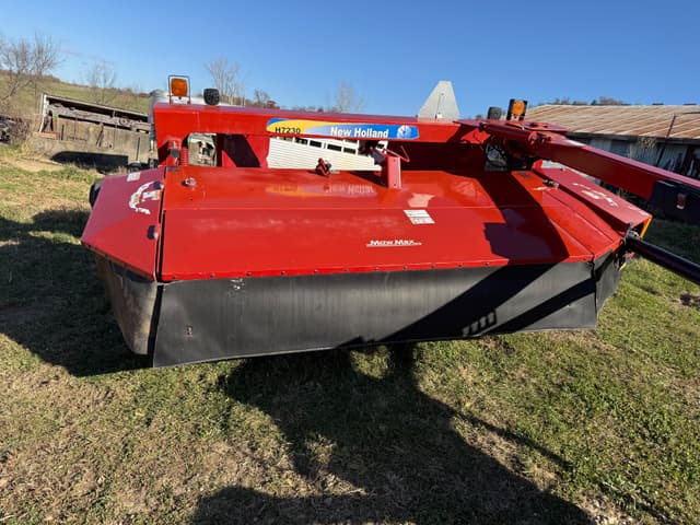 Image of New Holland H7230 equipment image 1