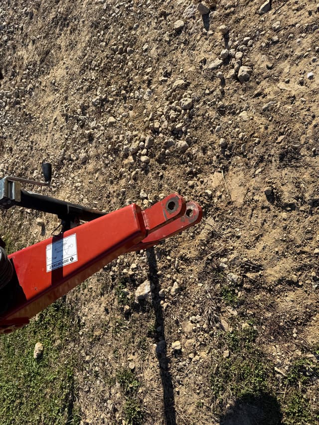 Image of New Holland H7230 equipment image 2