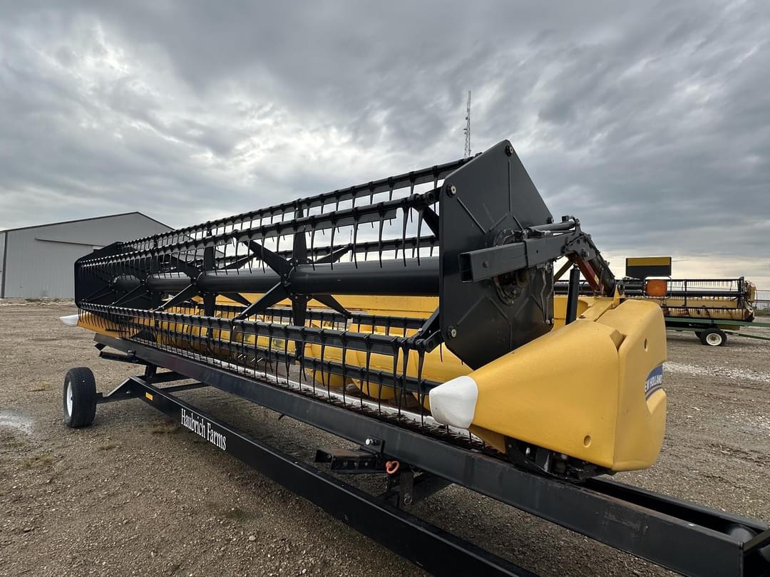 Image of New Holland 740CF Primary image