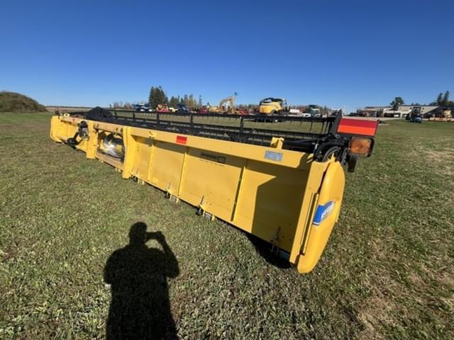 Image of New Holland 740CF equipment image 1
