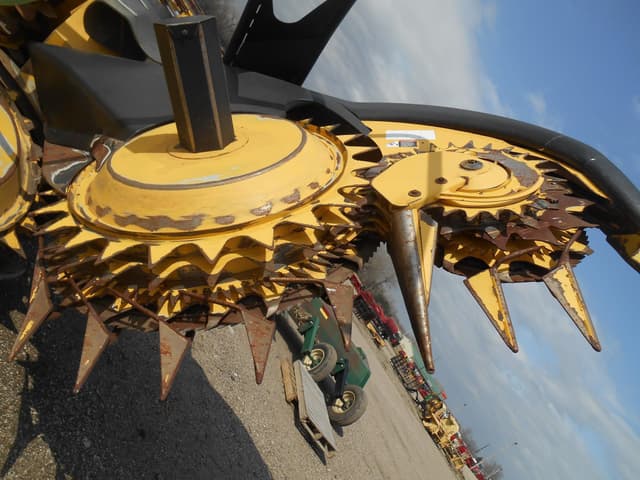 Image of New Holland 750BFIA equipment image 4