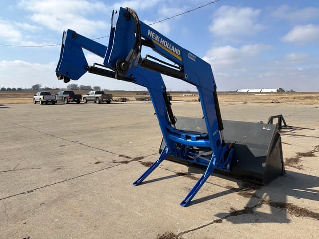 Image of New Holland 855TL equipment image 1