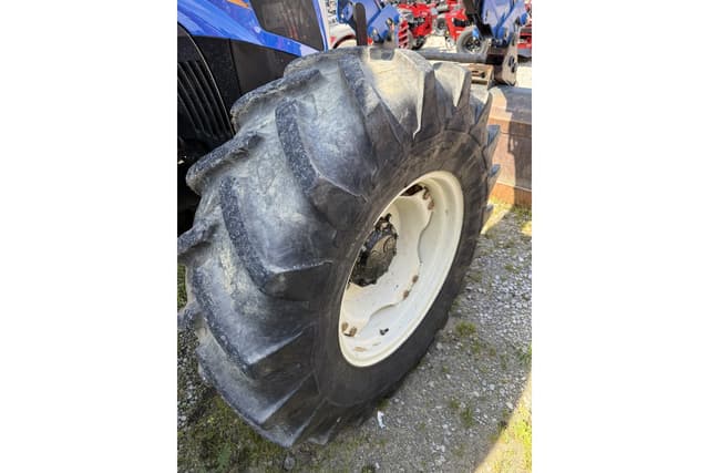 Image of New Holland T4.105 equipment image 4
