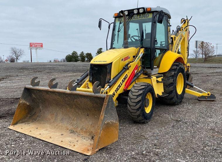 Main image New Holland B95C