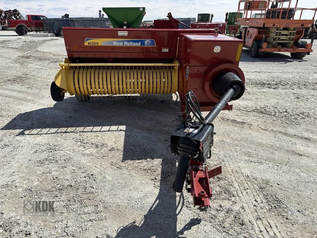 Image of New Holland BC5070 equipment image 3