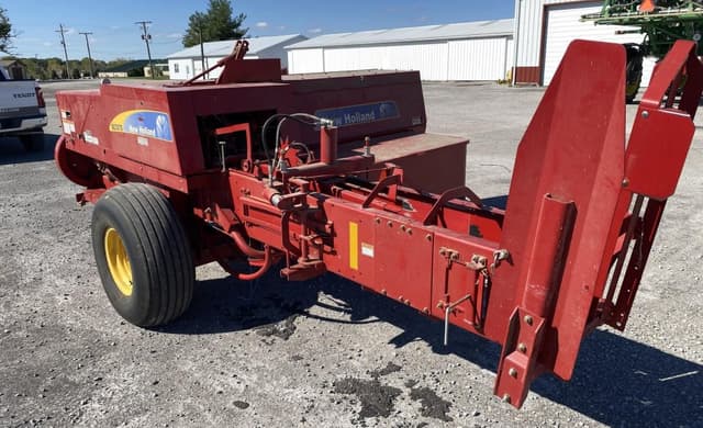 Image of New Holland BC5070 equipment image 3