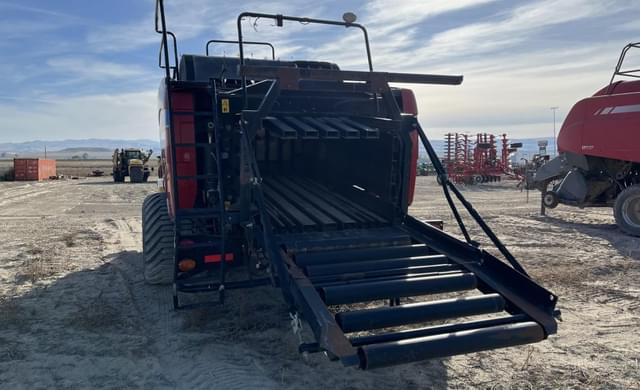 Image of New Holland Big Baler 340 equipment image 3