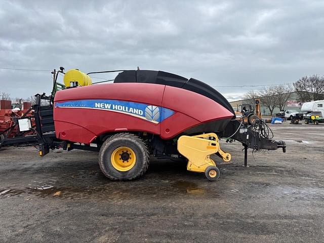 Image of New Holland Big Baler 340 equipment image 1